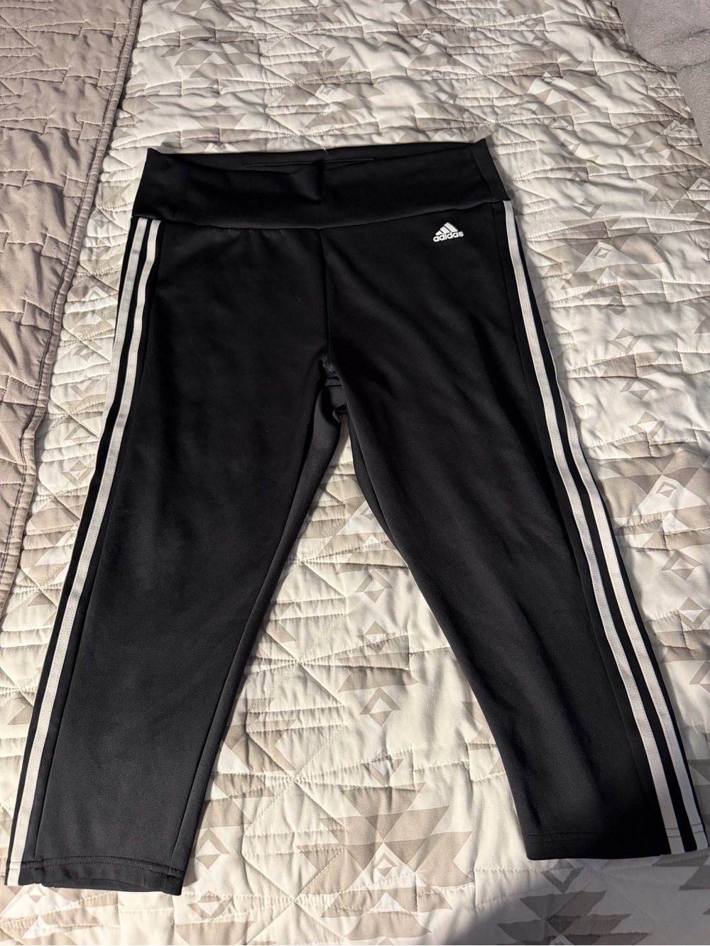 adidas Women Black Capri XL Leggings